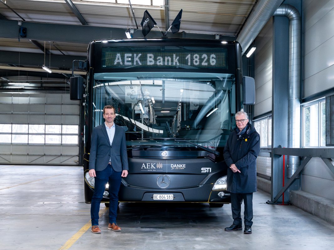 STI_Einweihung_Bus-08