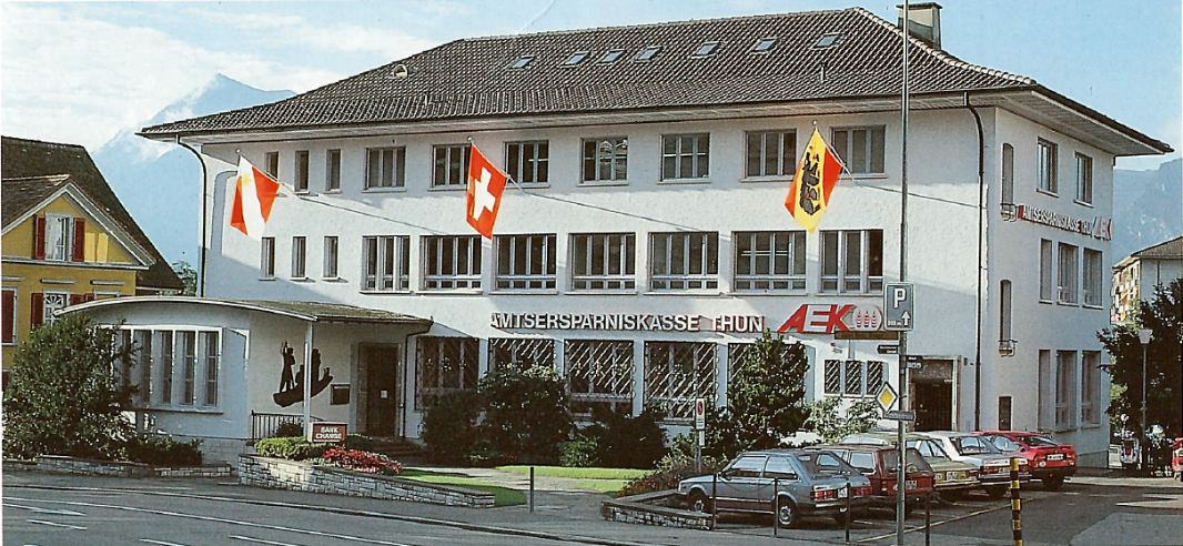 Hauptgebäude_1